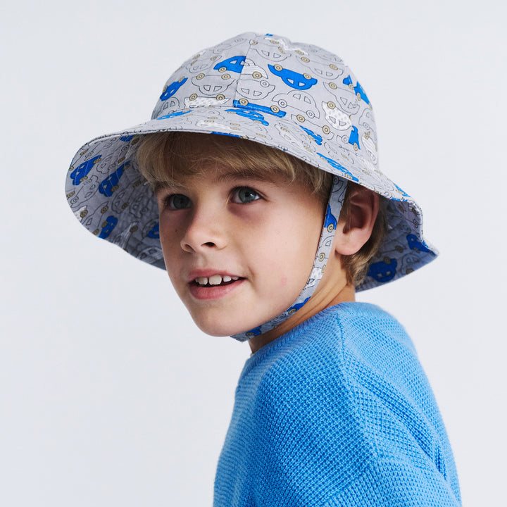 Cancer Council | Levi Bucket - Model | Blue Car | UPF50+ Protection