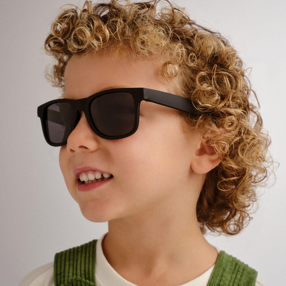 Alligator Sunglasses - Lifestyle