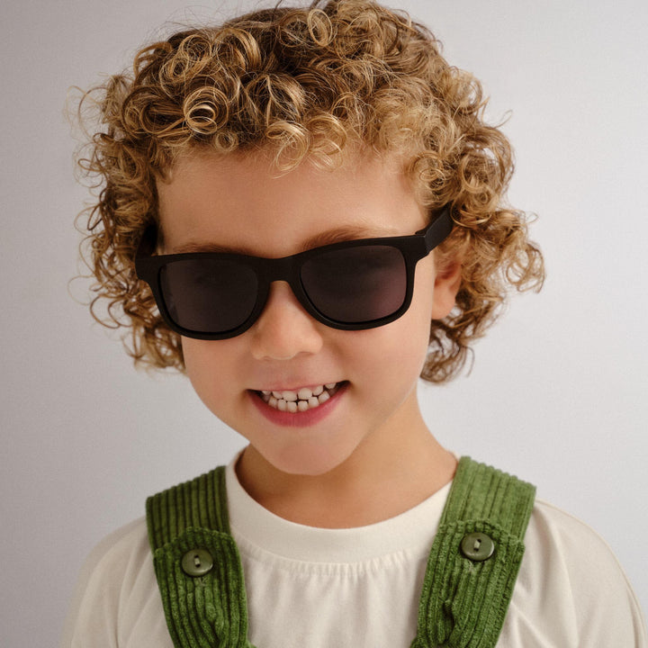 Alligator Sunglasses - Black Lifestyle