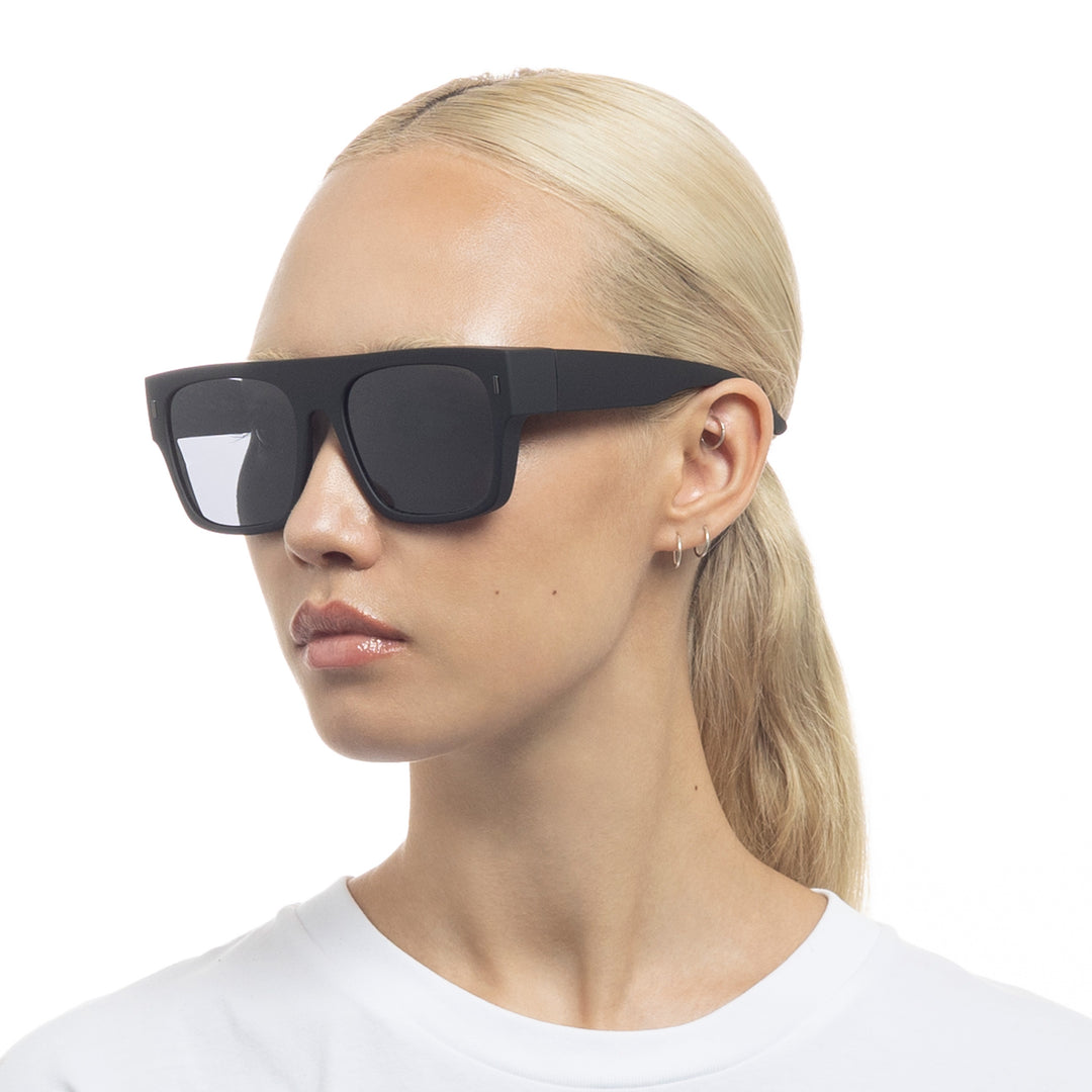 Gerroa Fitover Sunglasses - Black