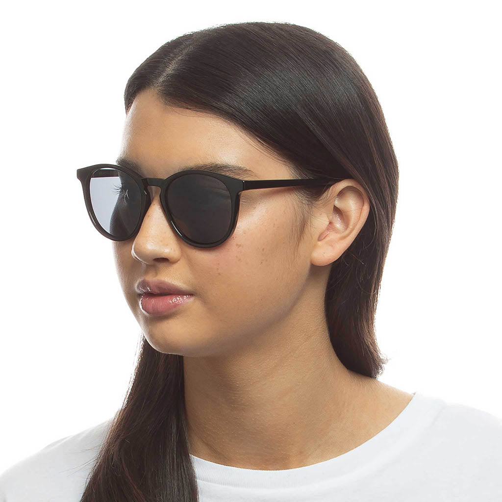 Enviro Round Sunglasses - Black
